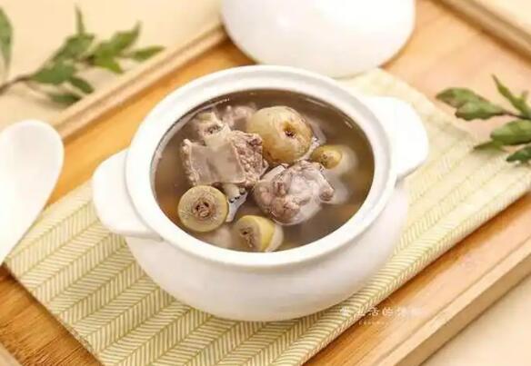 乌是黑色吗-乌和黑的颜色区别-专业乌色和黑色平台-乌和黑有啥区别